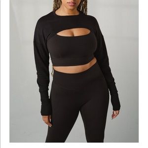 NWT Balance Athletica The Moda top - Midnight.